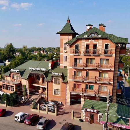 Golden Lion Hotel Boryspilʼ Exteriör bild